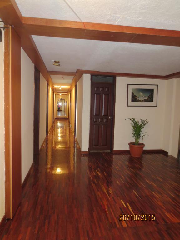 Hotel Cumanda Alfaro Buitenkant foto