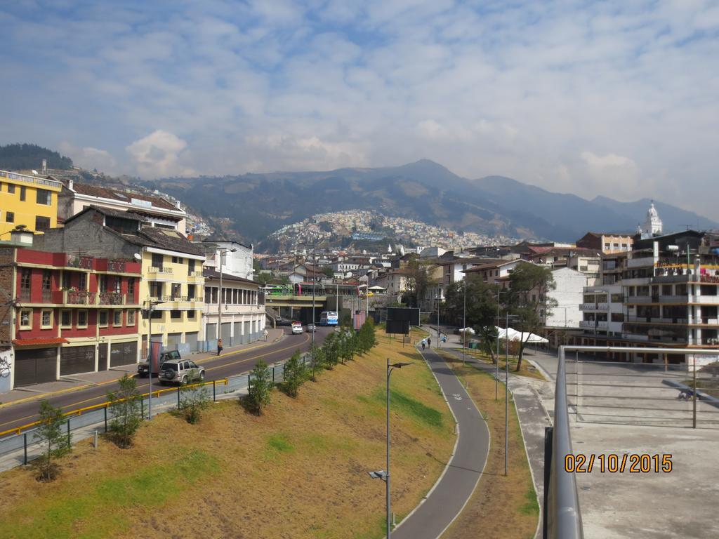 Hotel Cumanda Alfaro Buitenkant foto