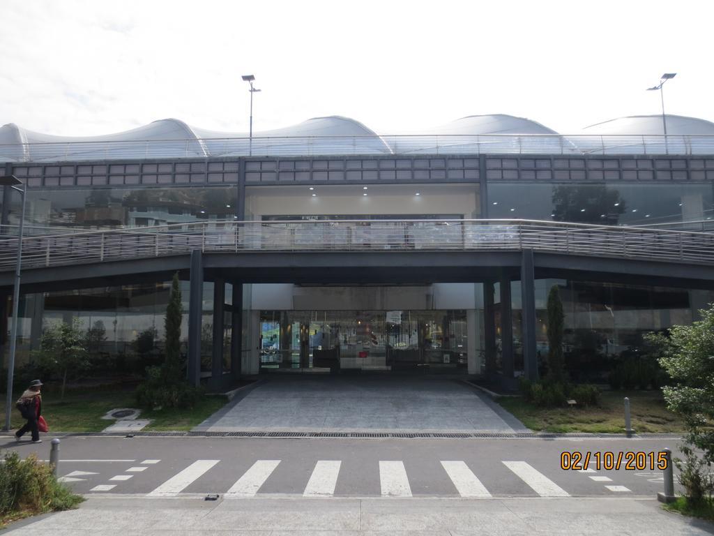 Hotel Cumanda Alfaro Buitenkant foto