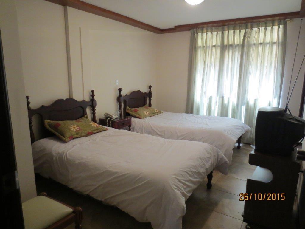 Hotel Cumanda Alfaro Buitenkant foto