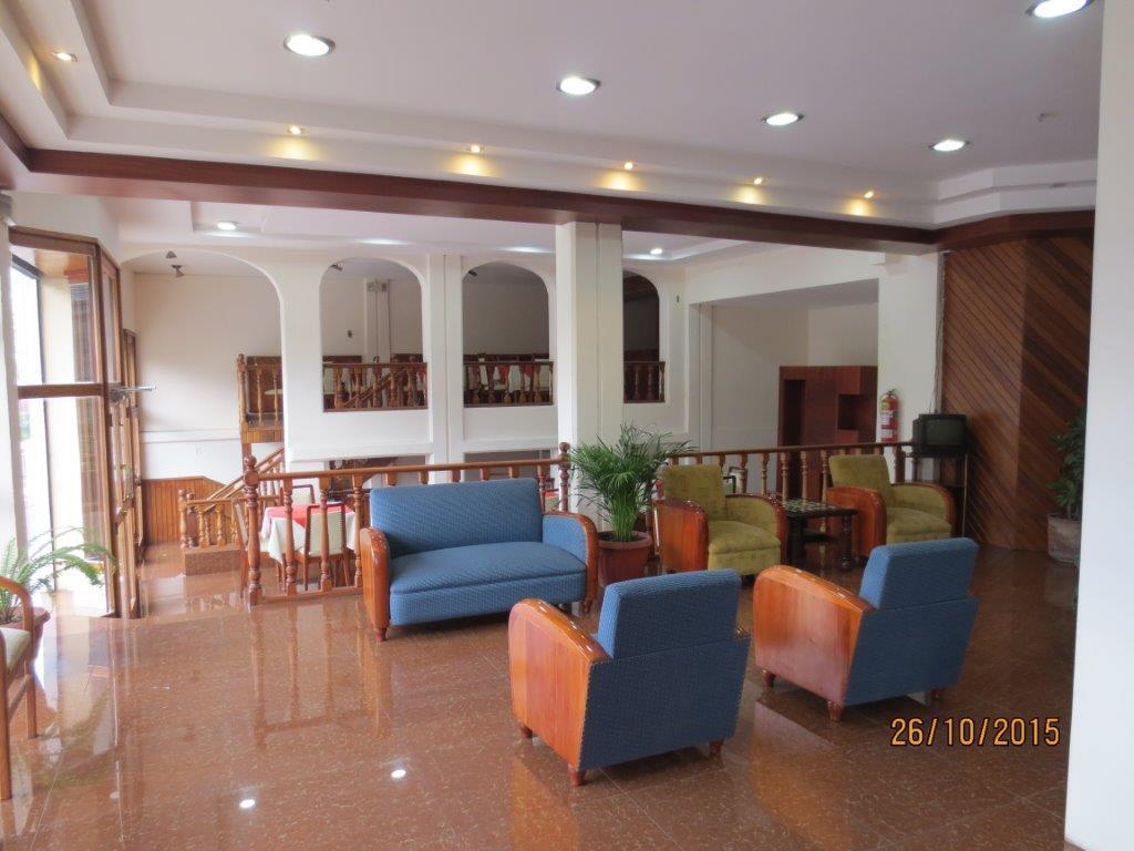 Hotel Cumanda Alfaro Buitenkant foto
