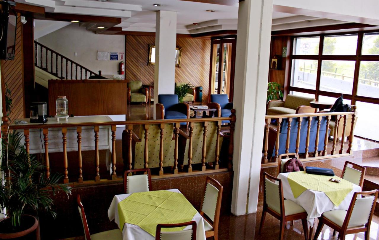 Hotel Cumanda Alfaro Buitenkant foto
